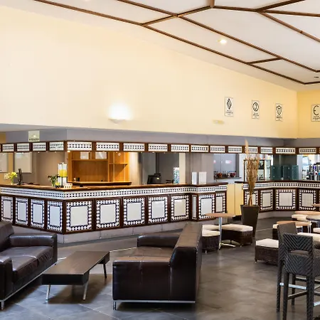 Hotell Sowell L'olivier Arles