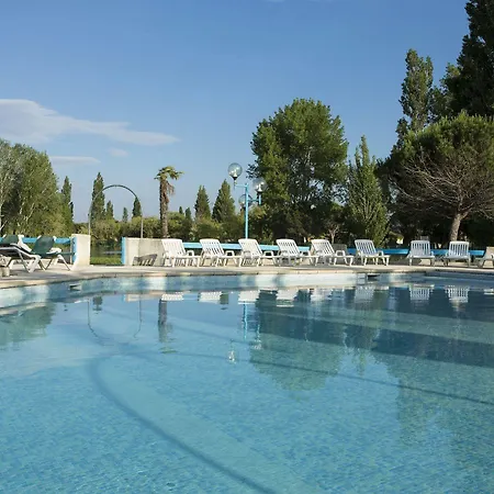 Hotell Sowell L'olivier Arles